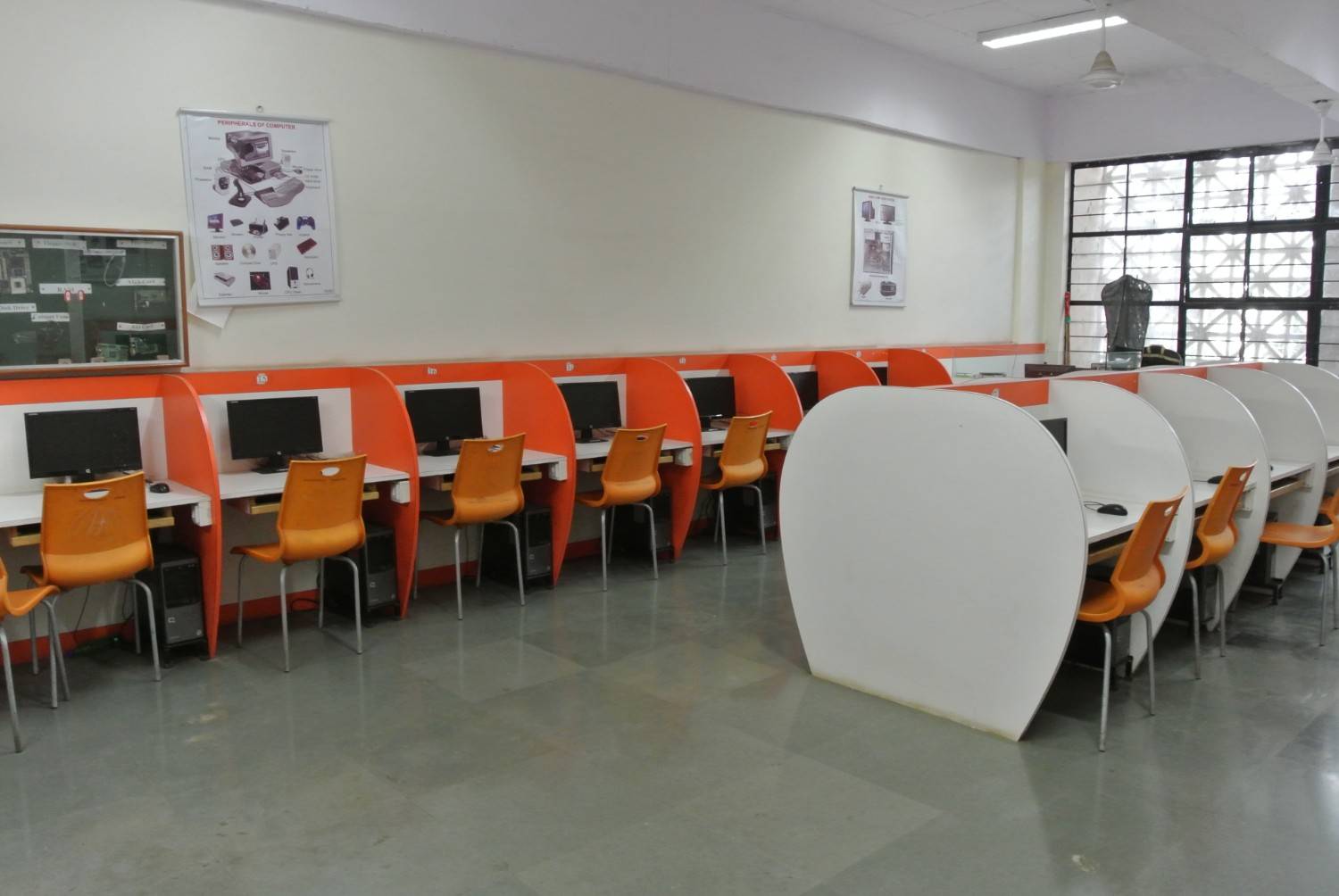 Laboratories : JMCT Polytechnic